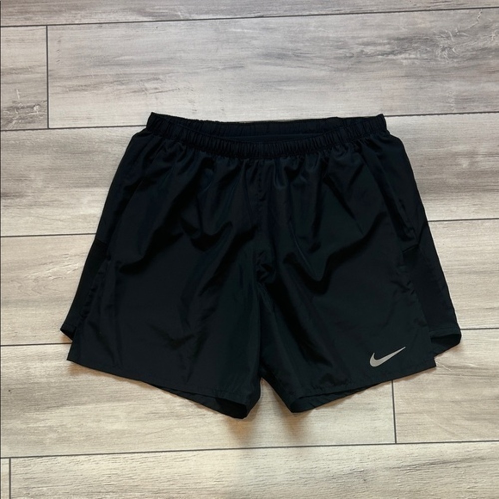 Nike Dri-Fit women's black running shorts size Medium